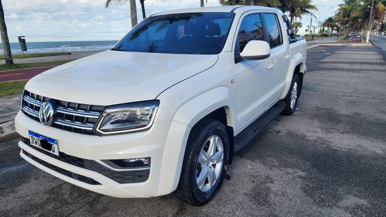 VOLKSWAGEN AMAROK 2.0 HIGHLINE 4X4 CD 16V TURBO INTERCOOLER DIESEL 4P AUTOMÁTICO VOLKSWAGEN AMAROK 2.0 HIGHLINE 4X4 CD 16V TURBO INTERCOOLER DIESEL 4P AUTOMÁTICO